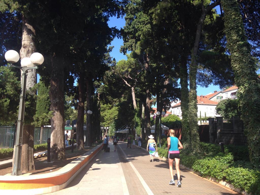 Dubrovnik Apartments Lele ภายนอก รูปภาพ